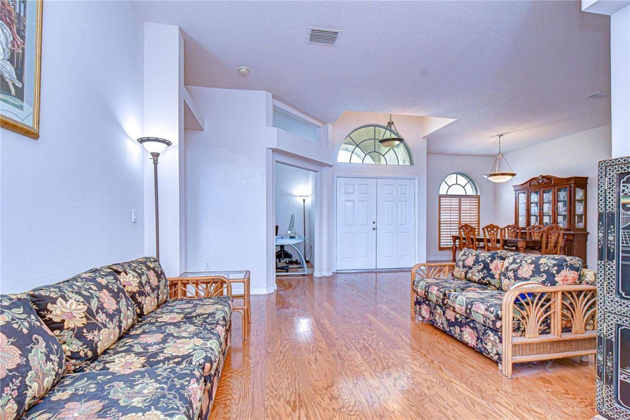 2833 Mossy Timber Trail, Valrico, FL 33596 Photo