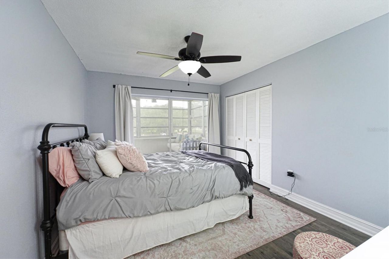 6100 12th Street S, Unit 220, Saint Petersburg, FL 33705 Photo
