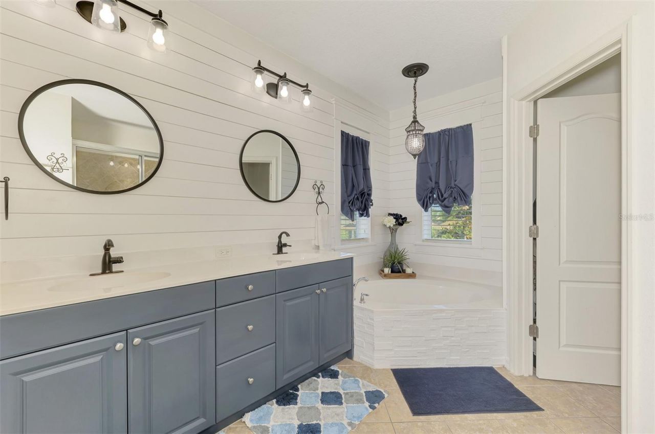 5008 Mission Park Lane, Bradenton, FL 34211 Photo