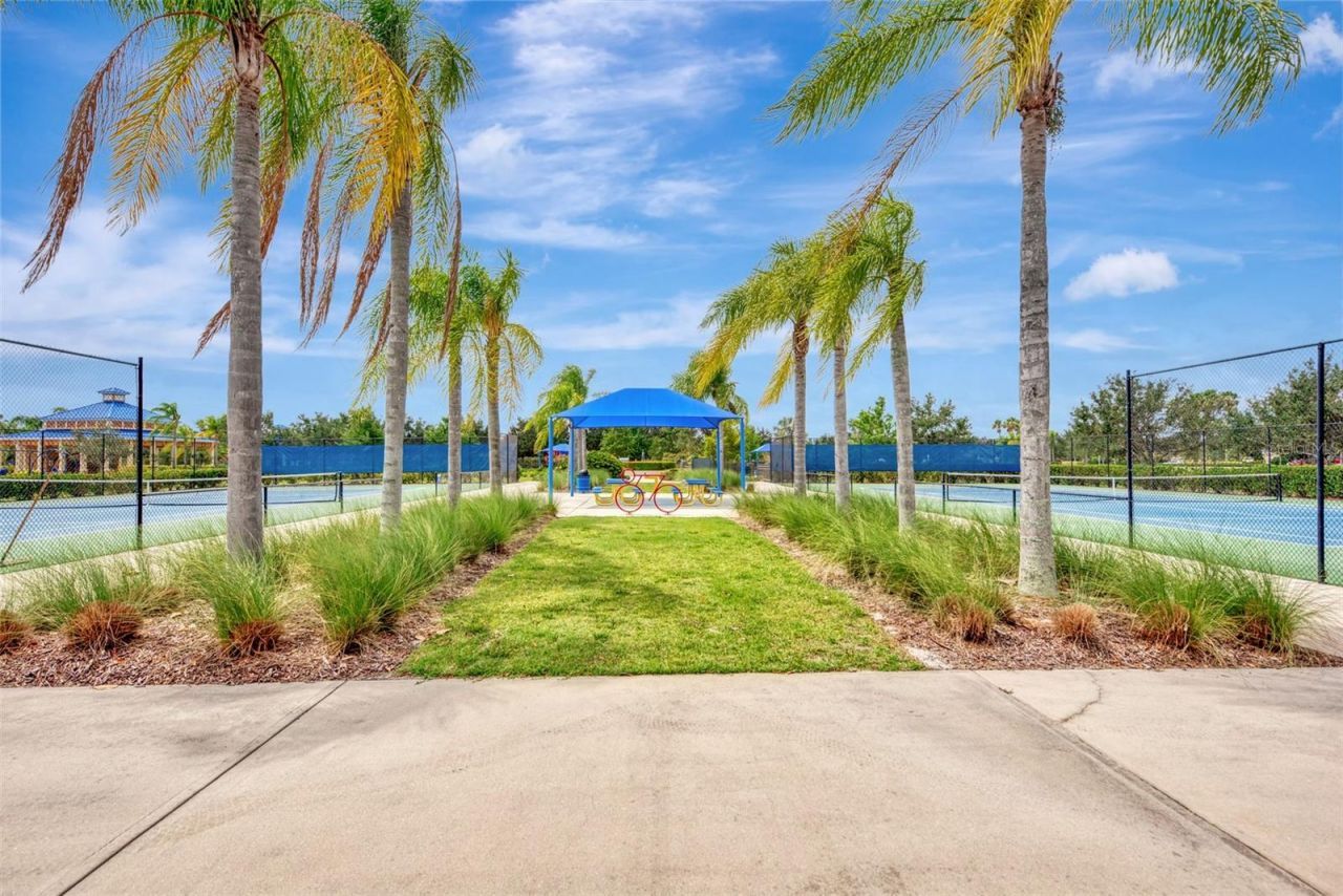5008 Mission Park Lane, Bradenton, FL 34211 Photo