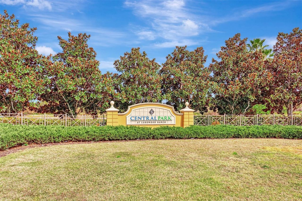 5008 Mission Park Lane, Bradenton, FL 34211 Photo