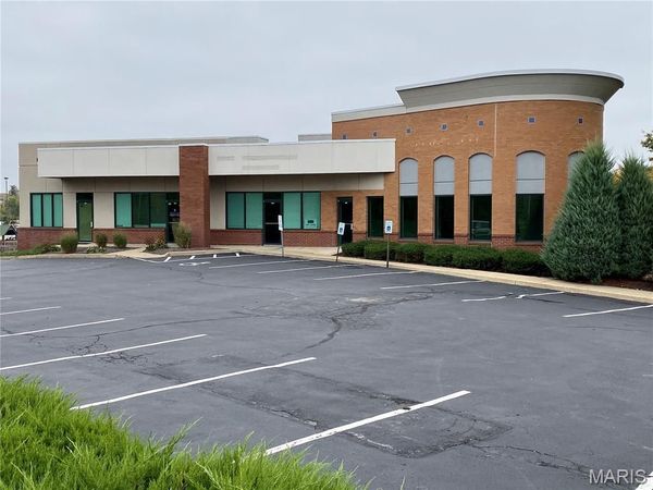 2085 Bluestone Drive , St Charles, MO 63303