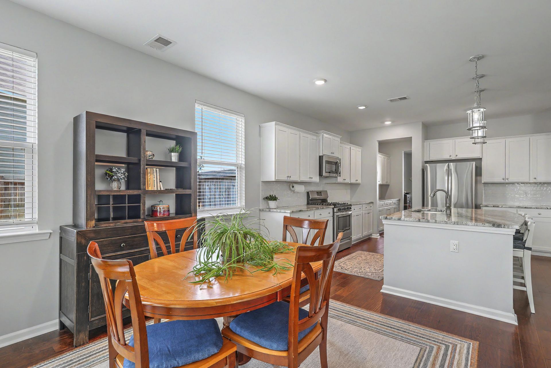 245 Celestial Boulevard Photo 15