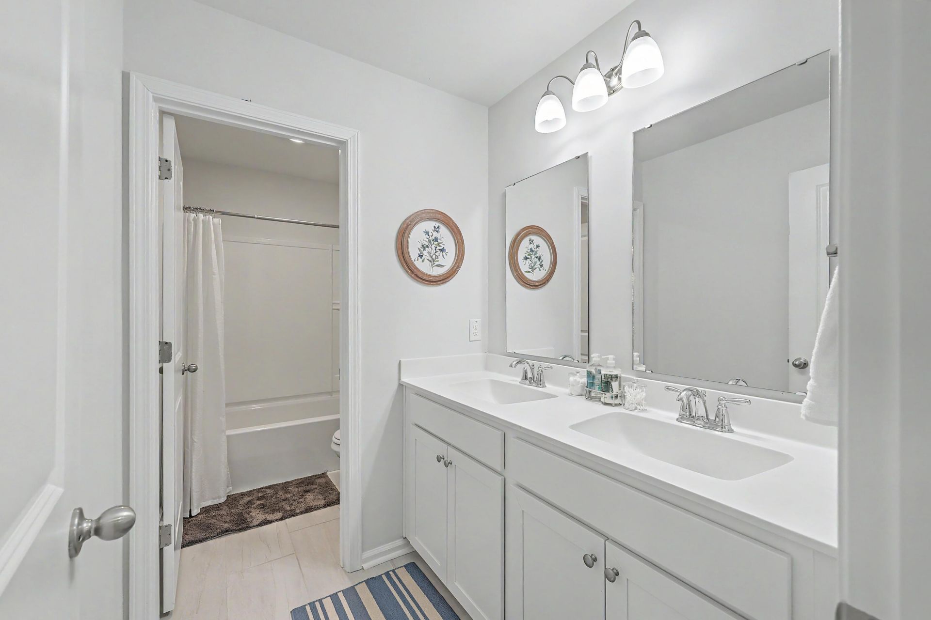 245 Celestial Boulevard Photo 35