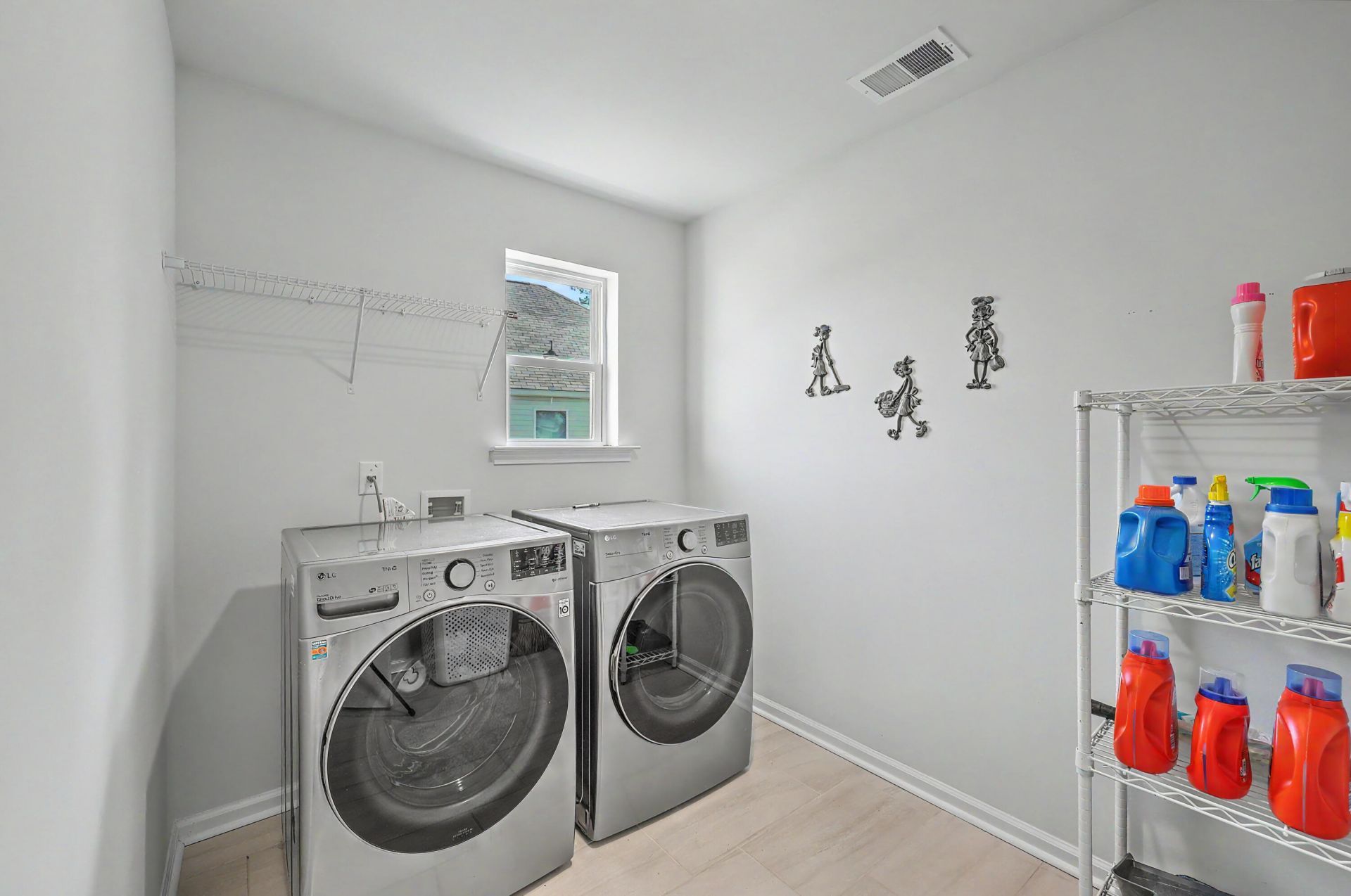 245 Celestial Boulevard Photo 36