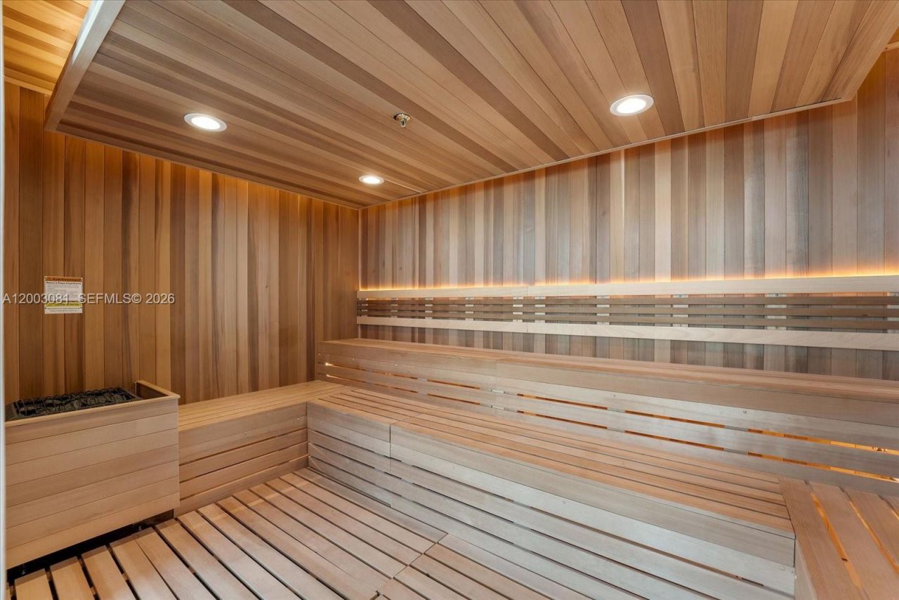 500 Alton Rd , Unit 808, Miami Beach, FL 33139 Photo