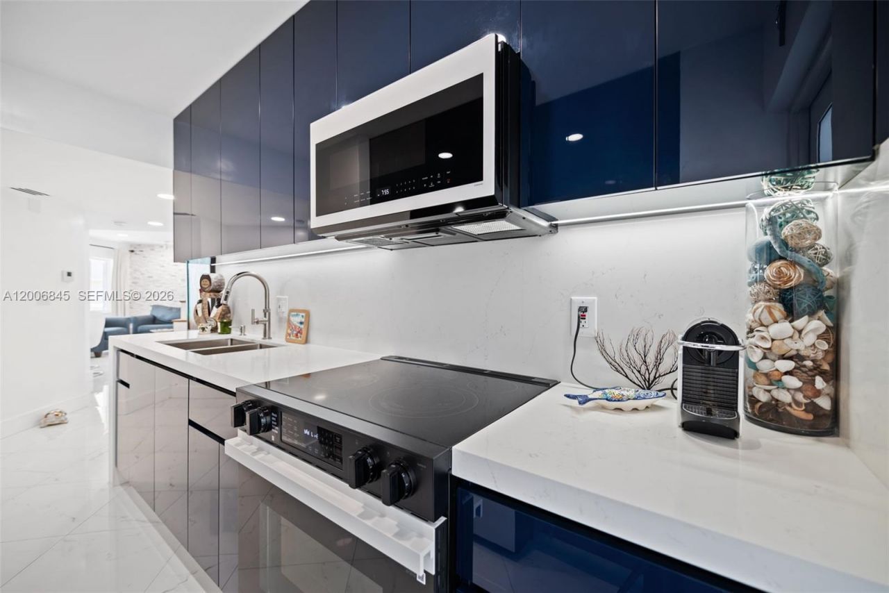 710 N Ocean Blvd , Unit 1010, Pompano Beach, FL 33062 Photo