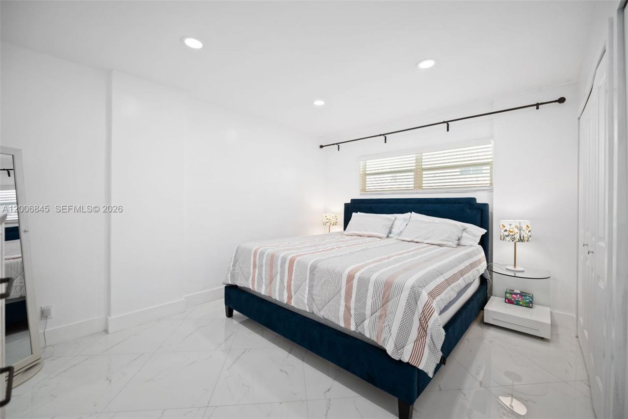 710 N Ocean Blvd , Unit 1010, Pompano Beach, FL 33062 Photo