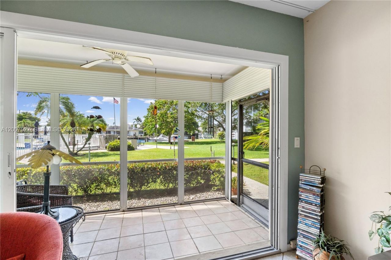 900 SW 12th St, Unit 108, Fort Lauderdale, FL 33315 Photo