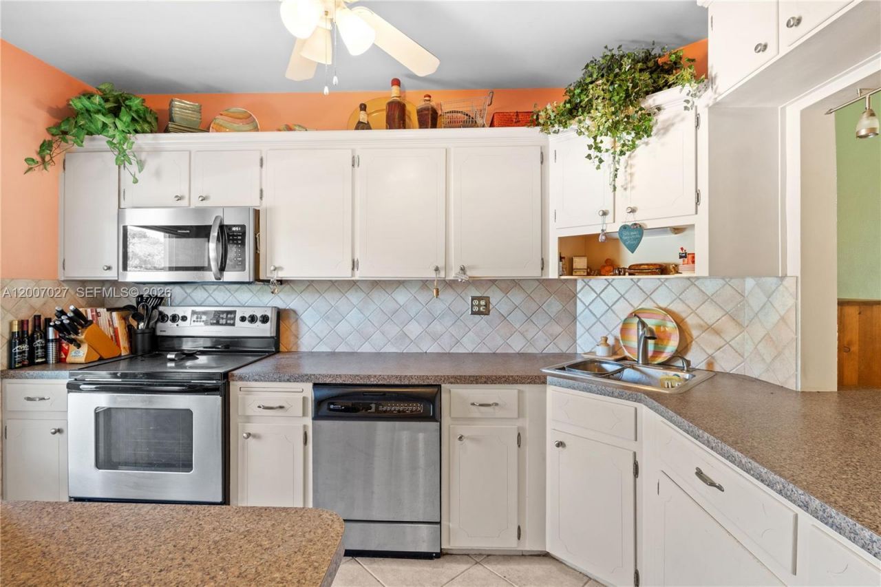 900 SW 12th St, Unit 108, Fort Lauderdale, FL 33315 Photo