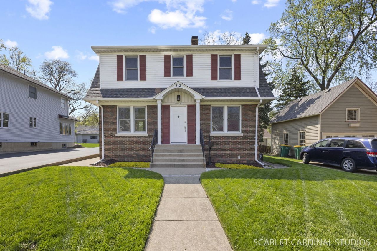212 S Brewster Avenue , Lombard, IL 60148