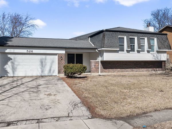 526 King Arthur Way , Bolingbrook, IL 60440