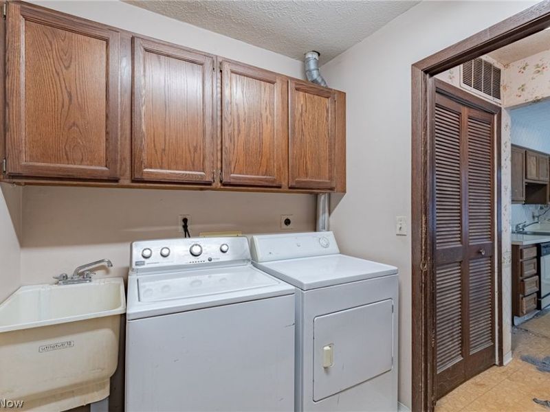 9668 Abbeyshire Way, Mentor, OH 44060 Photo 12