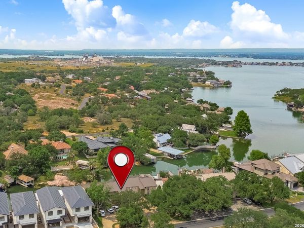 613 Hi Circle North #E, Unit E, Horseshoe Bay, TX 78657