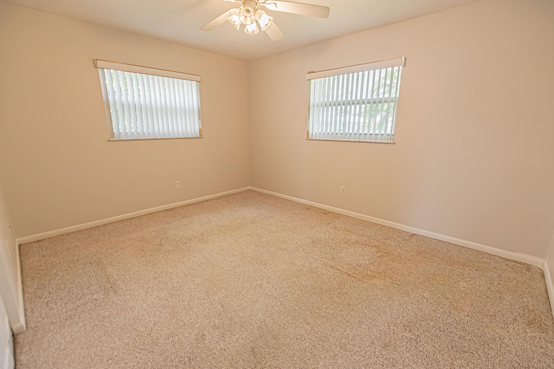 417 SE Verada Avenue, Port Saint Lucie, FL 34983 Photo