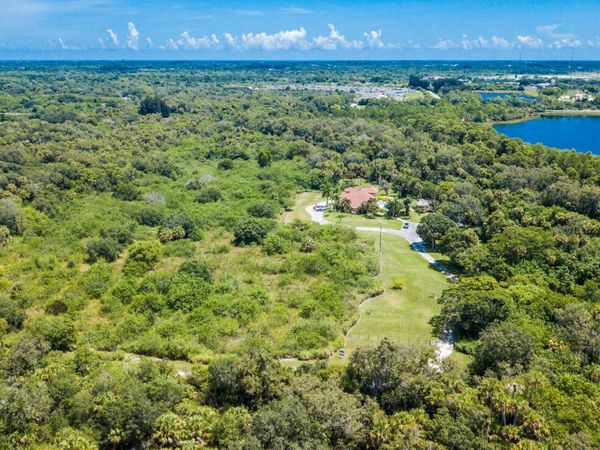 3646 S Jenkins Road, Fort Pierce, FL 34981