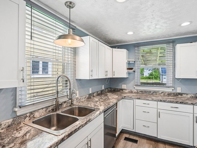 313 E Brown Avenue, Bellefontaine, OH 43311 Photo 9