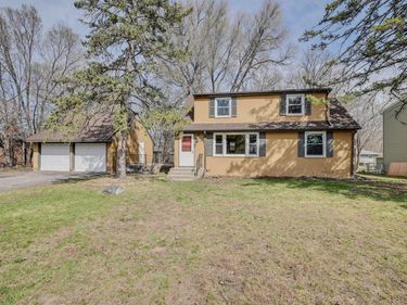 6324 Georgia Avenue N, Brooklyn Park, MN 55428