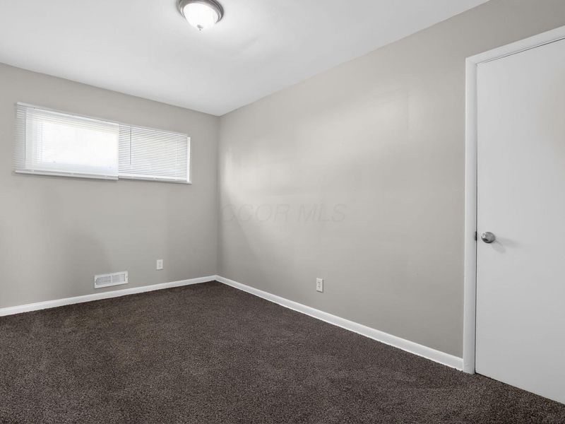 649 Joyful Street, Columbus, OH 43204 Photo 17