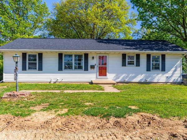 1627 W Curtis Street, Mexico, MO 65265