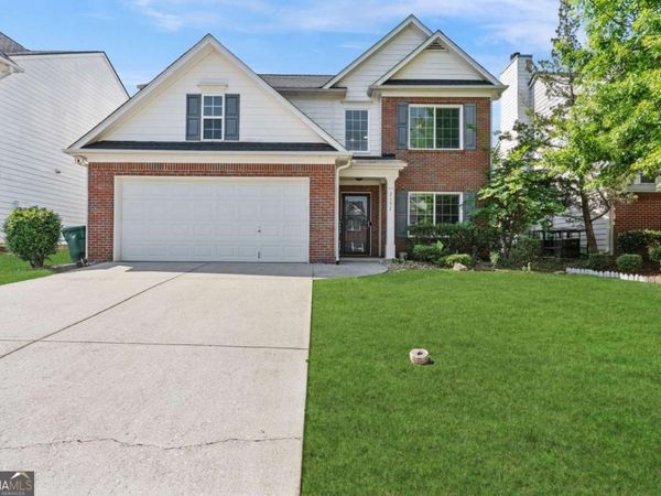 2137 Black Oak Lane, Ellenwood, GA 30294