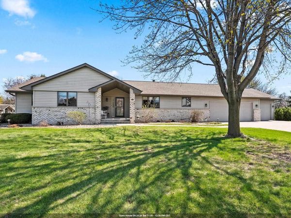 W2251 PINE LANE, Freedom, WI 54130