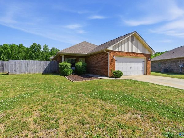 126 Clydesdale Lane, Harvest, AL 35749