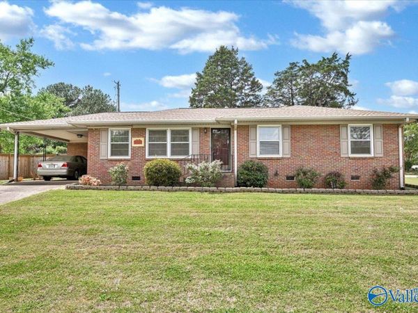 1119 Retlaw Street NW, Huntsville, AL 35816