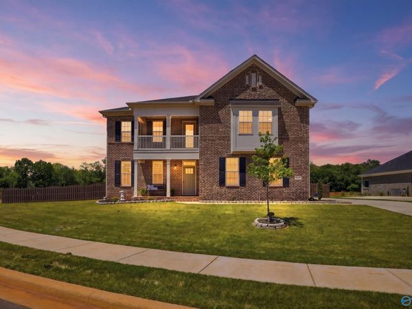 8129 SW Tupelo Gum Trace, Huntsville, AL 35802