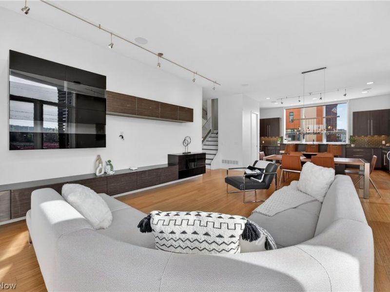 1840 Coltman Road, Cleveland, OH 44106 Photo 15