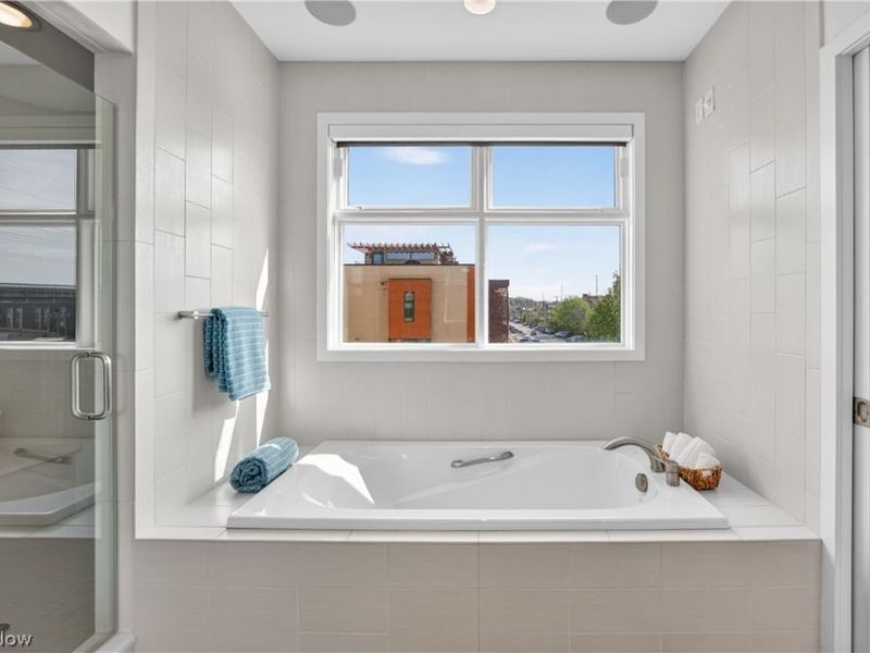 1840 Coltman Road, Cleveland, OH 44106 Photo 24