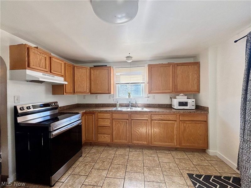 8454 Windham Street, Garrettsville, OH 44231 Photo 5