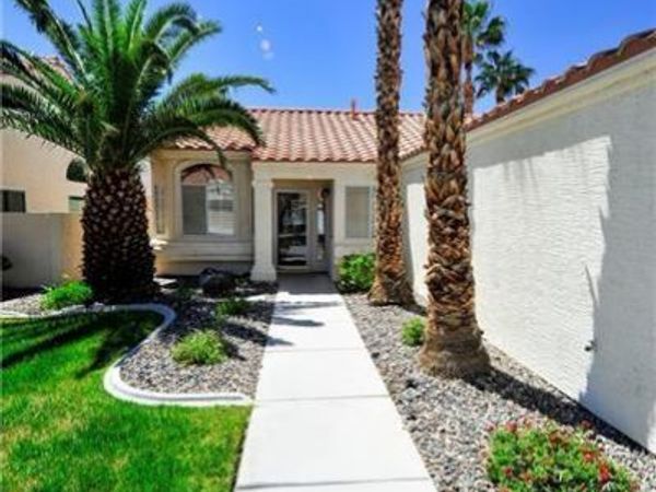 5521 Desert Valley Drive, Las Vegas, NV 89149