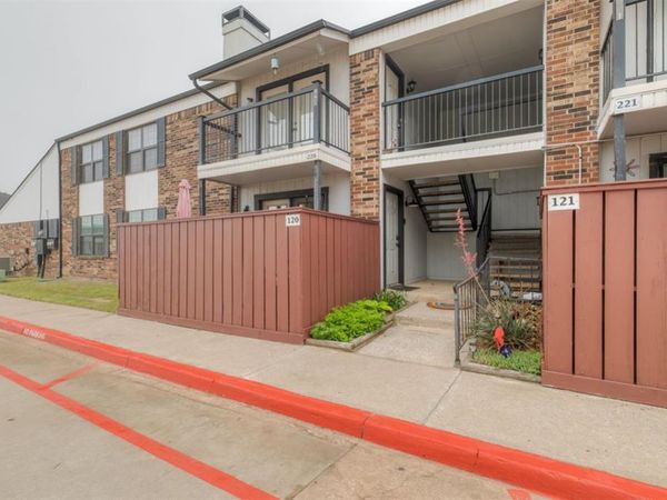 3003 River Oaks Drive, Unit 120, Norman, OK 73072