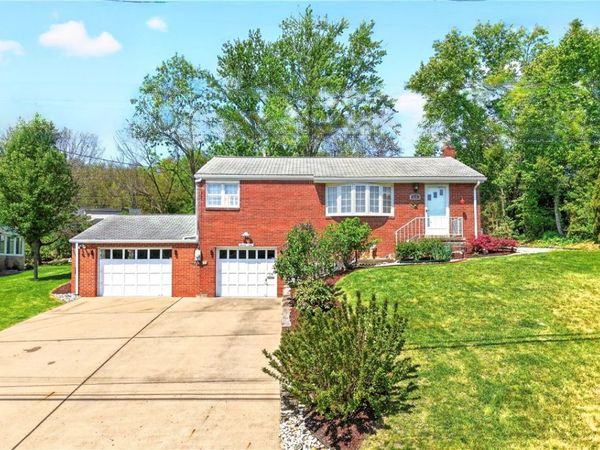 29 Pontiac Rd , Pittsburgh, PA 15241