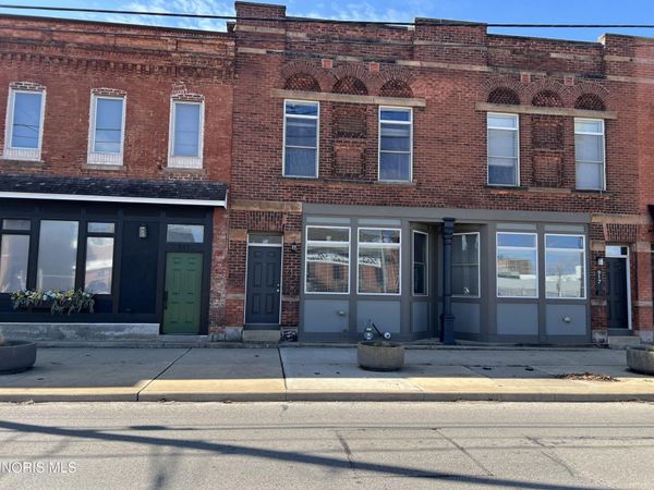 913 Washington Street, Toledo, OH 43604