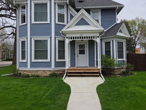 136 N Lincoln Street, Poynette, WI 53955