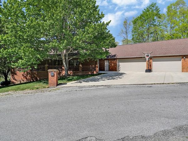 169 Catoosa Canyon Drive, Crossville, TN 38571