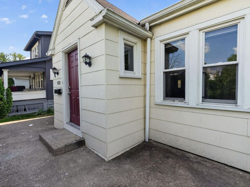 821 Ruby Avenue , Columbus, OH 43227 Photo 2