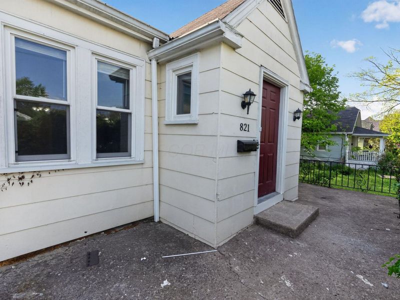 821 Ruby Avenue , Columbus, OH 43227 Photo 4