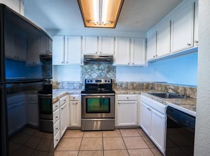 4885 N Backer Ave #128, Unit 128, Fresno, CA 93726 Photo