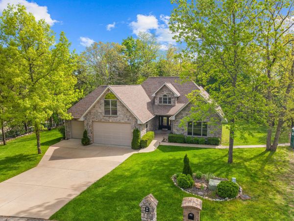 1015 Silvercrest Place, Branson West, MO 65737