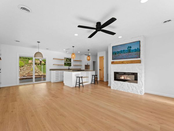 641 Eiserman Avenue , Branson, MO 65616