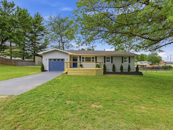 302 Highland Avenue , Monett, MO 65708