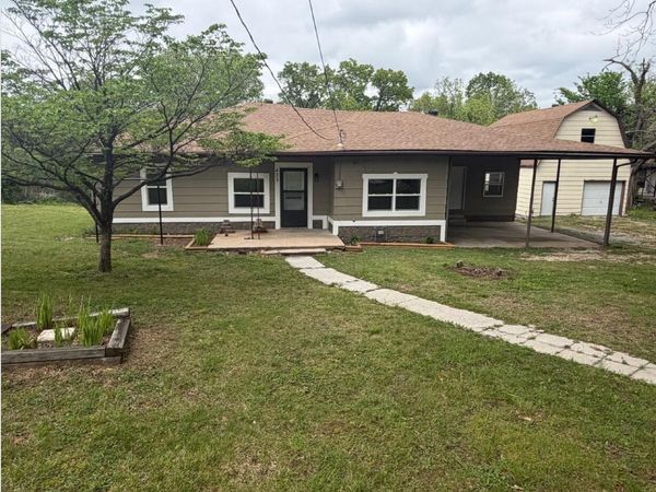 423 E 39th Street , Joplin, MO 64804