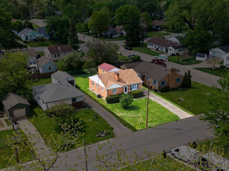 10 Forest Glen Drive, Middletown, OH 45042 Photo 2