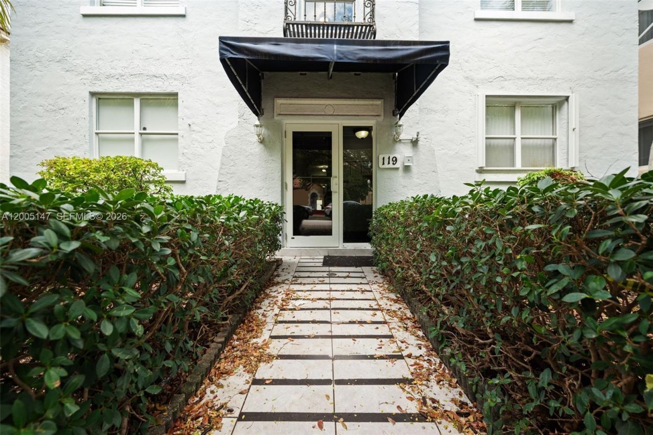 119 Menores Ave, Unit 7A, Coral Gables, FL 33134 Photo