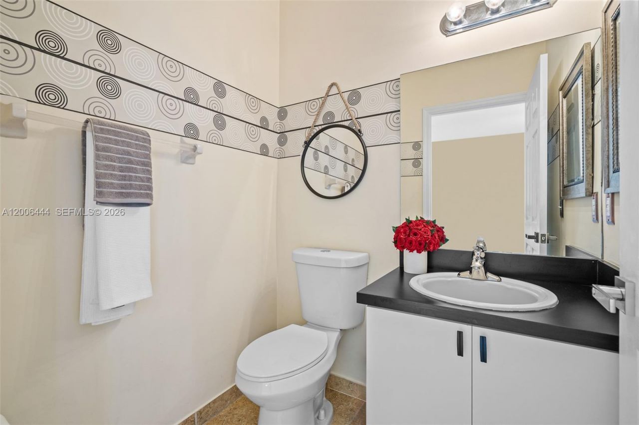 627 E Mowry Ct, Homestead, FL 33030 Photo