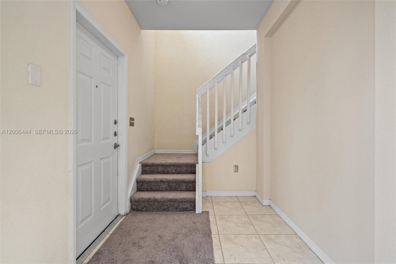 627 E Mowry Ct, Homestead, FL 33030 Photo