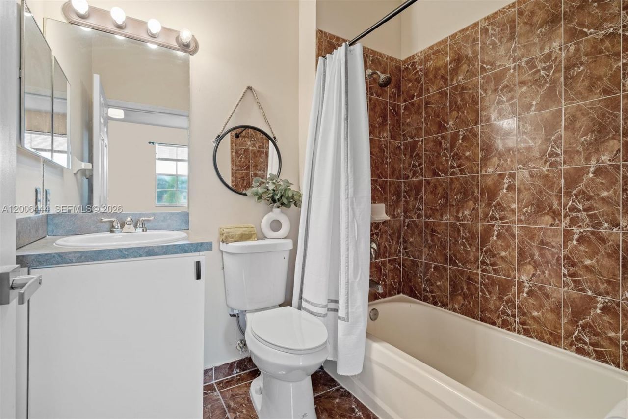 627 E Mowry Ct, Homestead, FL 33030 Photo